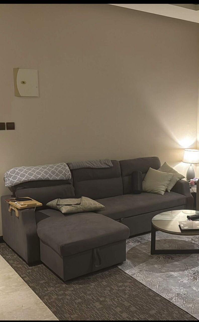 SAR 800, Homecentre 3-Seater L Shape in Riyadh