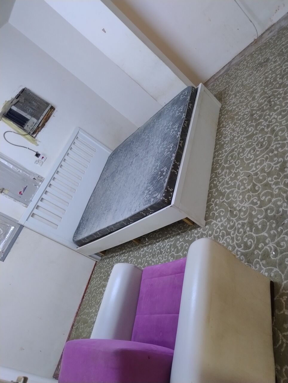SAR 9000, 2 Sq. Meter, 2 BHK Family Flat