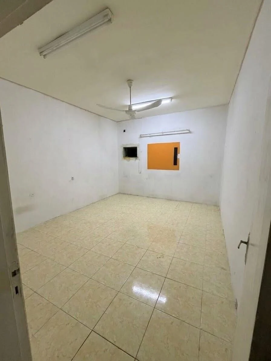 SAR 900/month, ONE ROOM AND SEPERATE in Riyadh