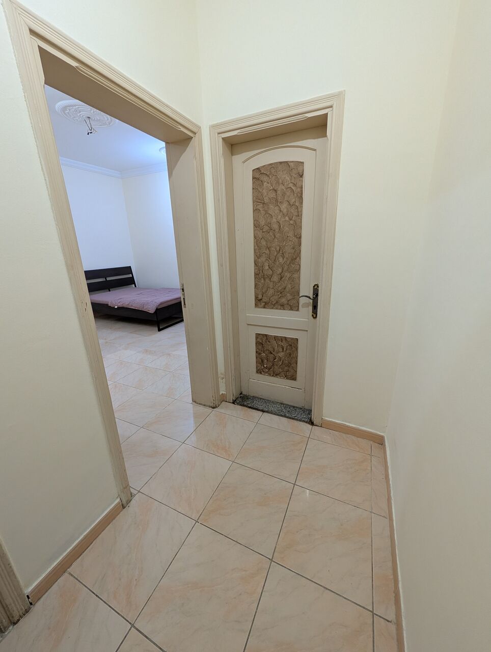 SAR 900/month, Room For Rent