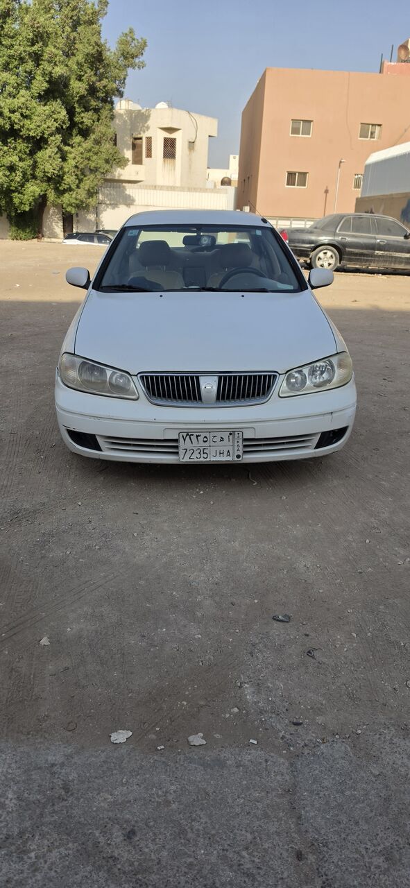 SAR 9500, Nissan 2004 Manual Riyadh Good in Riyadh