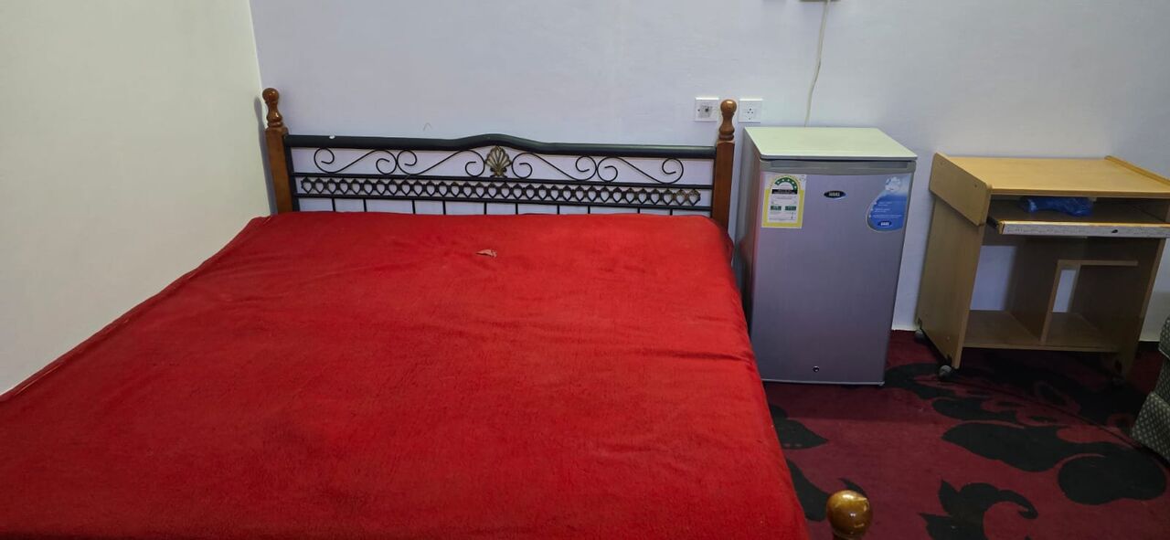 Single Room In Hara Family Flat