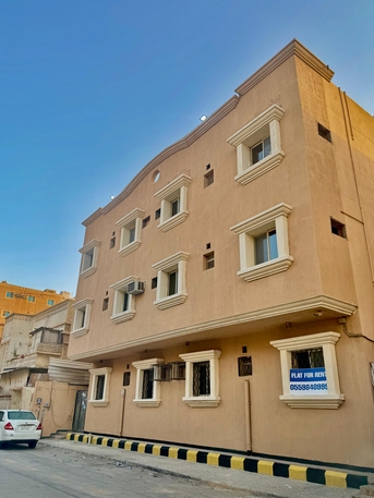 UNFURNISHED 2BHK APARTMENT FOR BACHELOR
