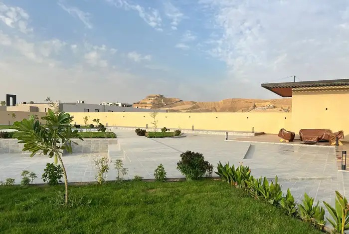 إستراحة خاصة فاخرة مؤثثة بالكامل في العمارية