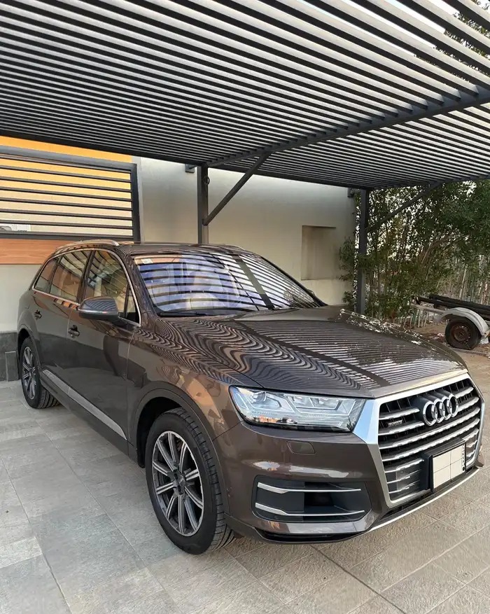 اودي Q7 2016 نظيف جداّ