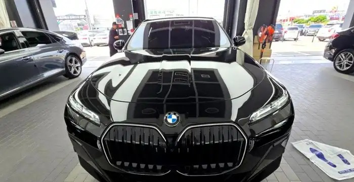 بي إم دبليو الفئة السابعة BMW 740i X drive Msport