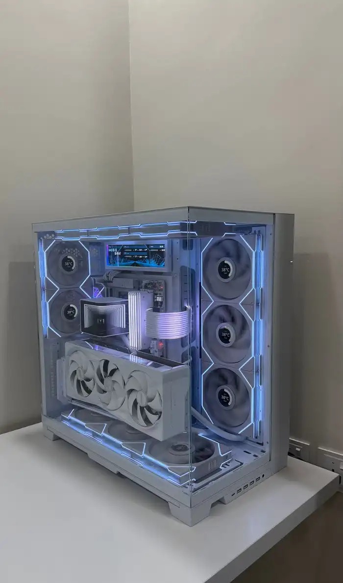 بي سي قيمنق PC في نجران