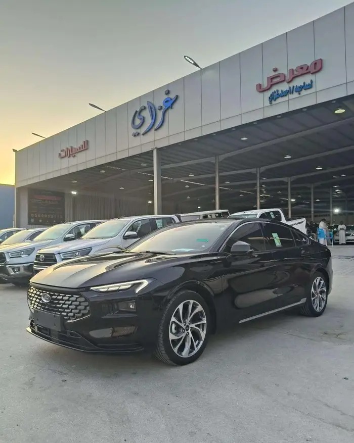 توروس اسود 2025