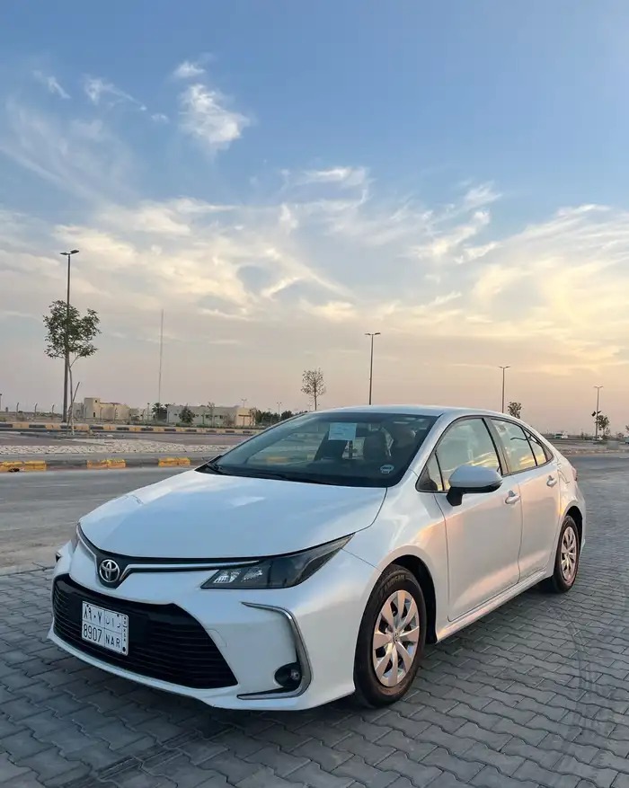 تويوتا كورلا 2022 XLI سعودي عبداللطيف جميل