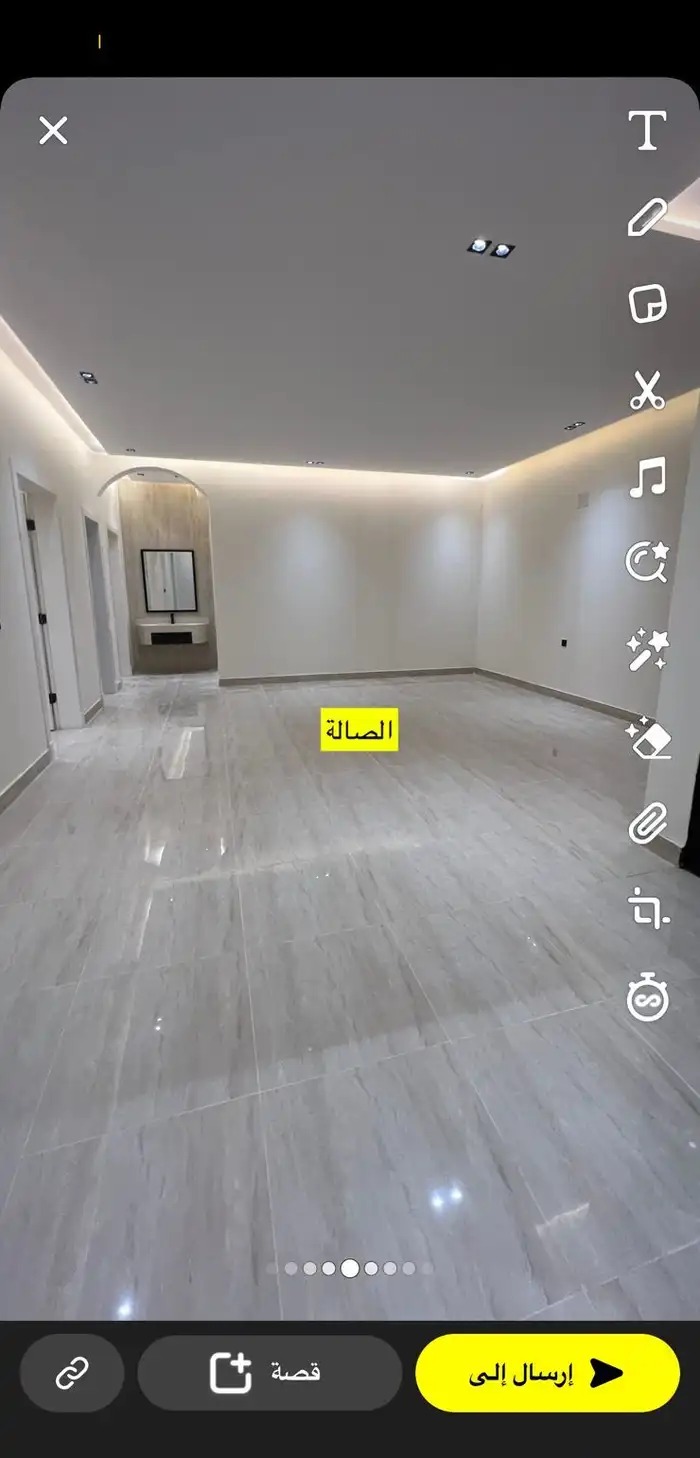 دور ارضى للايجار حى طويق 4 غرف وصاله بسعر 47 الف