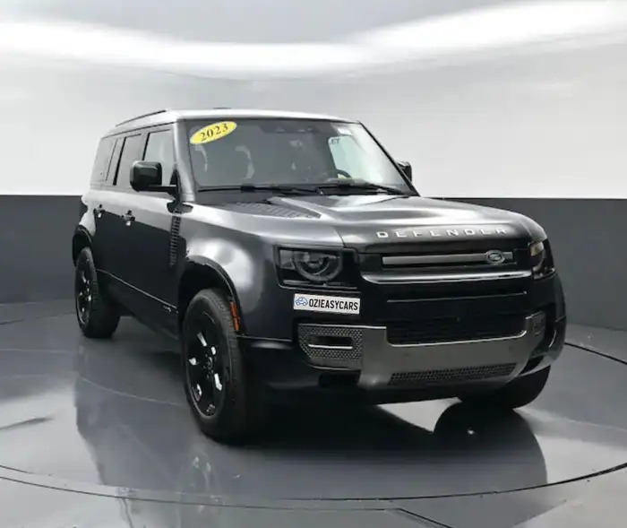 ديفندر إكس 2023 Land Rover Defender 110 في الرياض