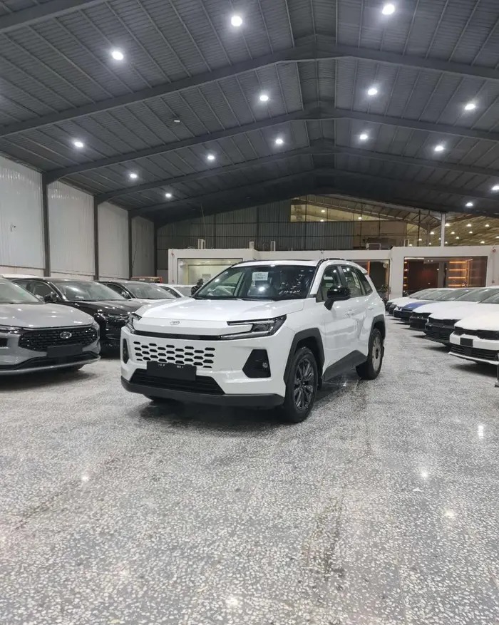 راف فور فتحة XLE بنزين 2026 السعر 138000