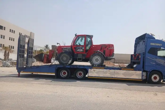 رافعات تلسكوبيه للايجار الشهري وليومي حسب الطلب