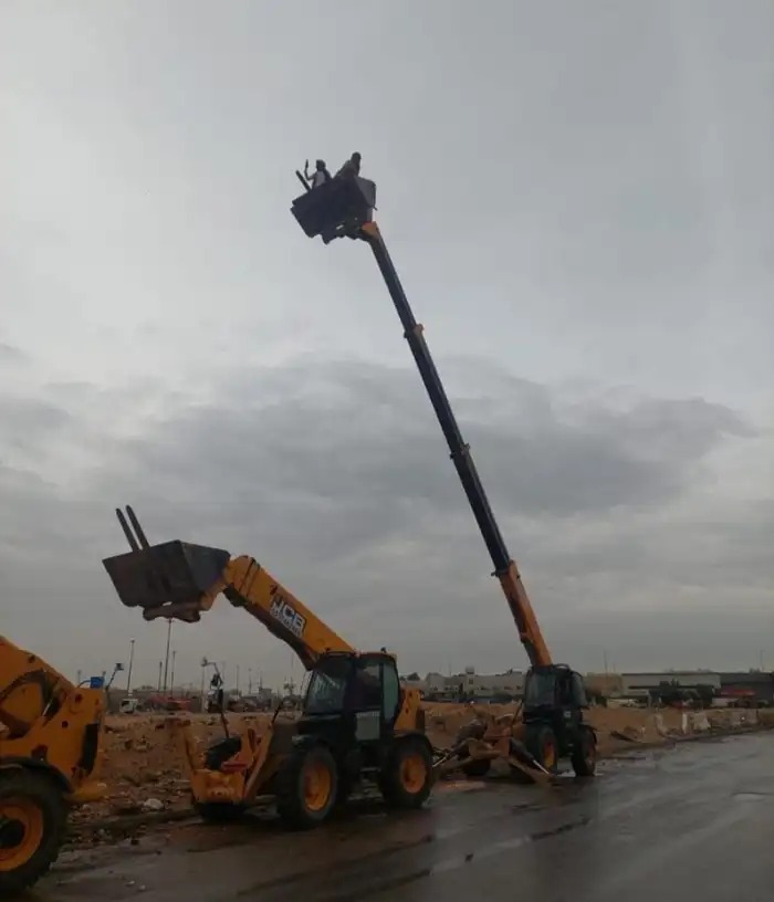 رافعات شوكيه كرين ببكات مان لفت سيزر لفت
