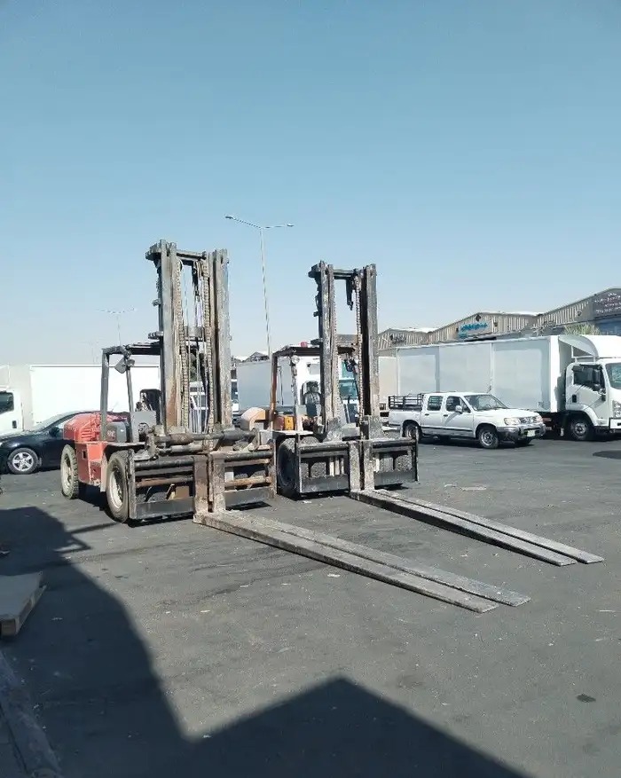 رافعه شوكيه للإيجار فوركلفت للإيجار