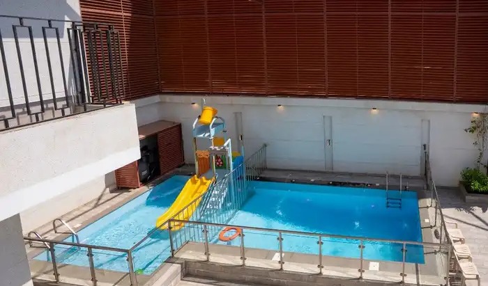 شاليه واستراحة ورد جدة مسبح كبار وأطفال في الرياض