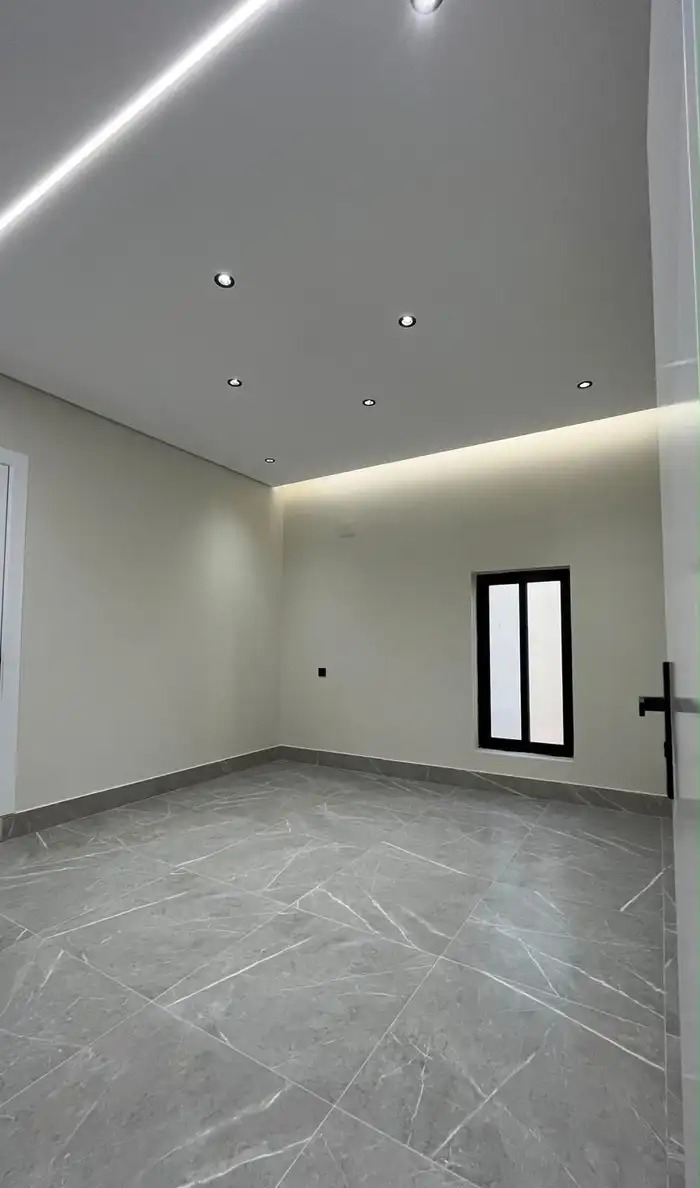 شقه دور ثاني مدخل خاص430