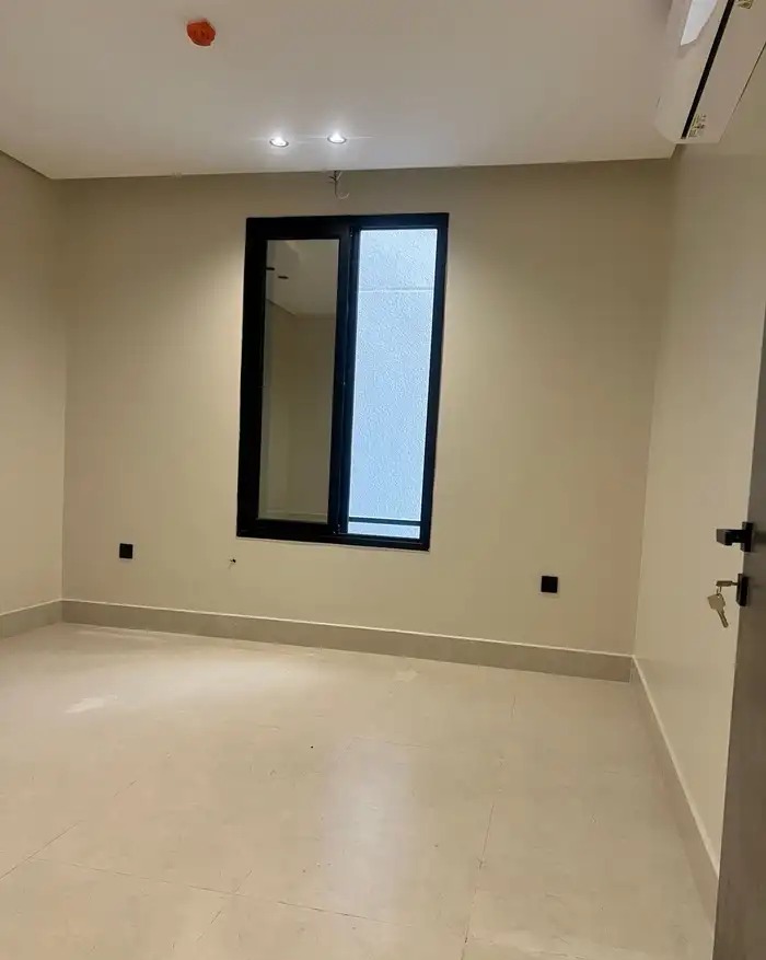 شقه في الرياض