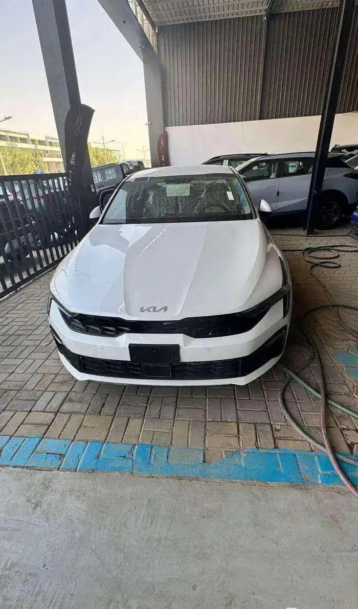 عروض علي كيا K5 استاندر مطور 2026 كاش واقساط