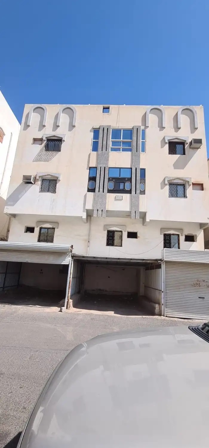 عمارة سكنيه في العنابس