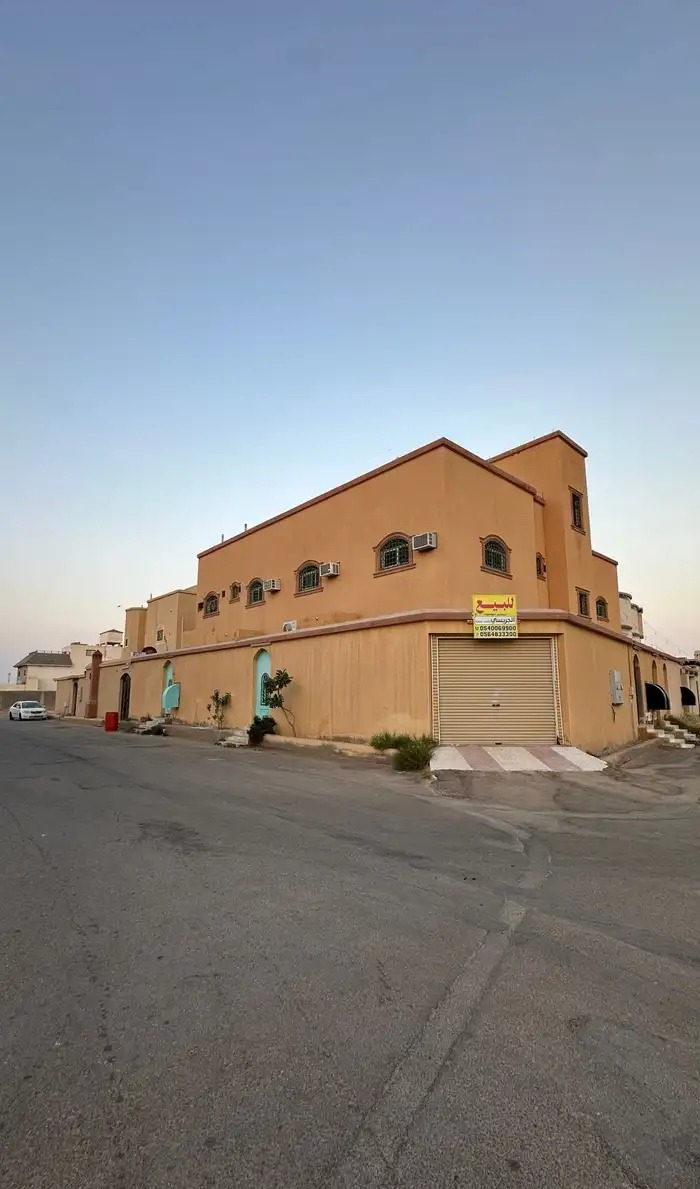 عماره بالحي الاخضر اربع وحدات مؤجرة بالكامل