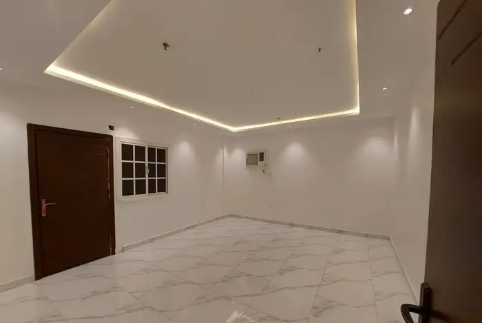 غرفة للايجار مكيفة شامل المياه والكهرباء