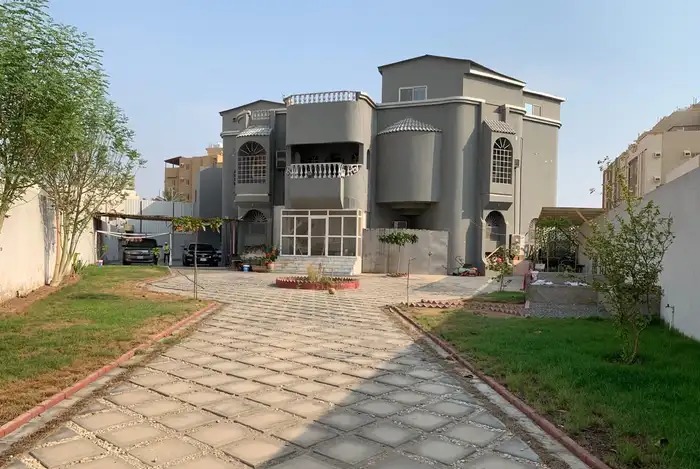 فيلا بحي الربوه