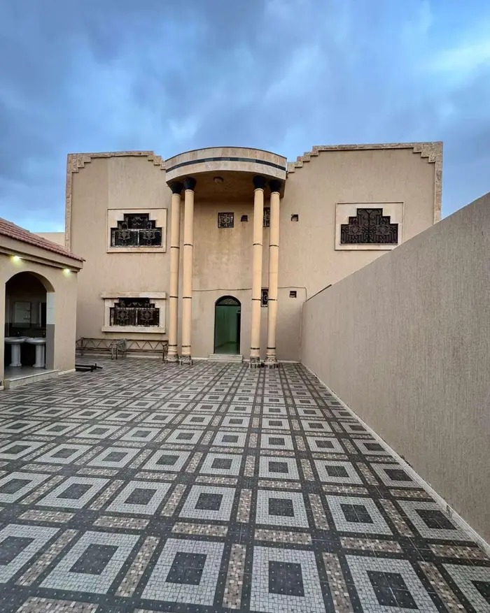 فيلا دورين درج داخلي