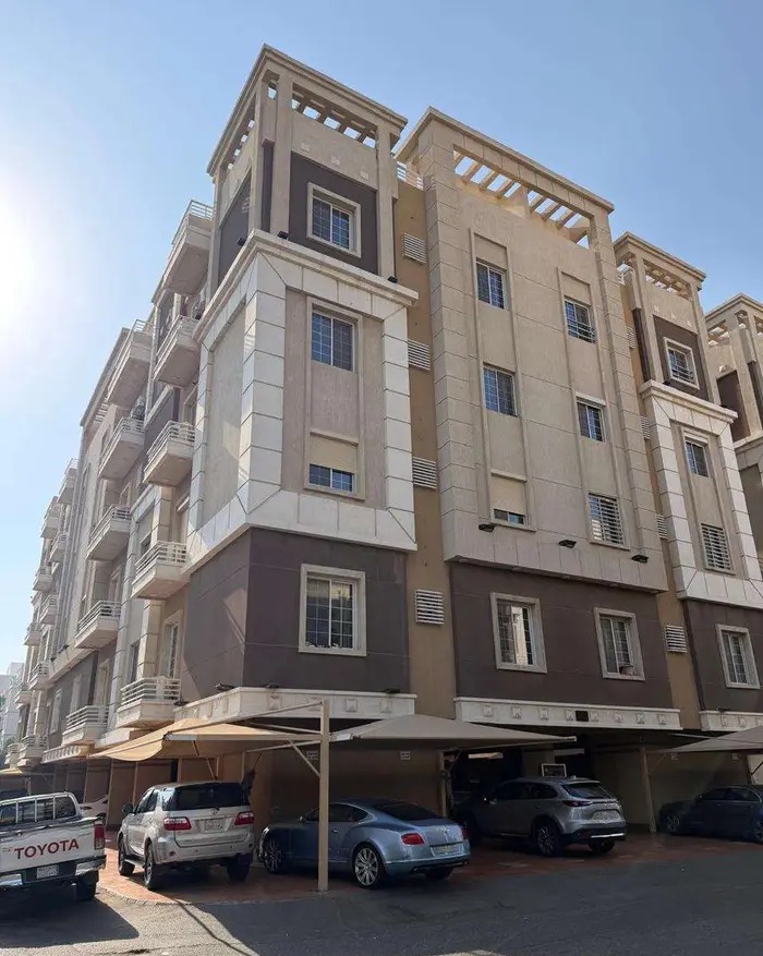 فيلا روف فاخرة بحي الروضة- جدة