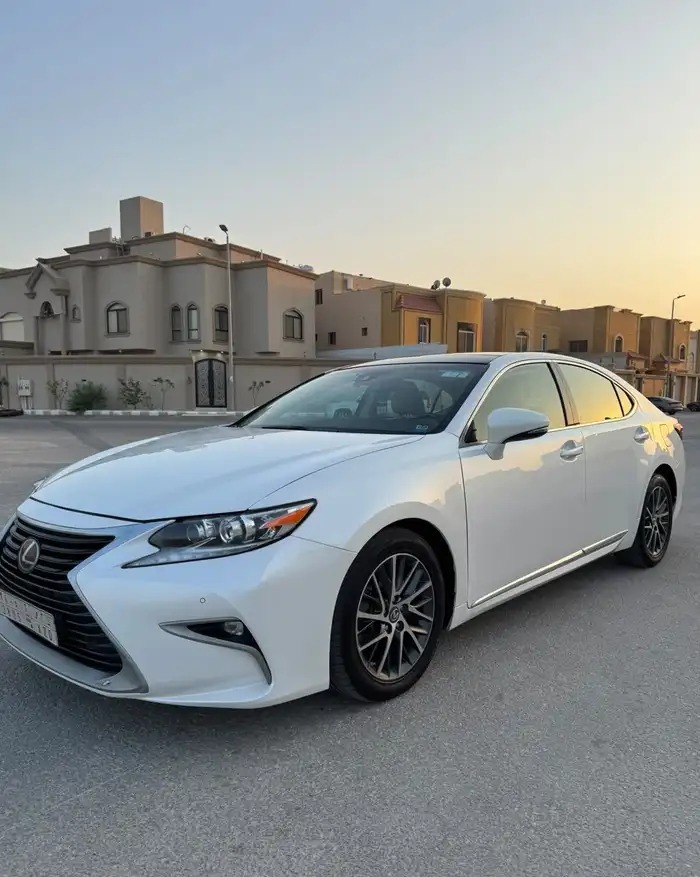 لكزس 2017 ES350