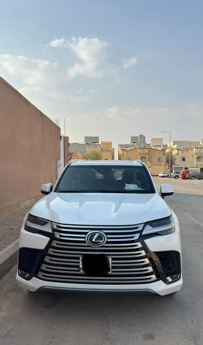 لكزس LX 2025 BB