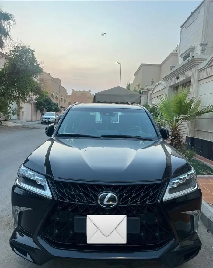 لكزس S 570 2020 بلاك ادشن