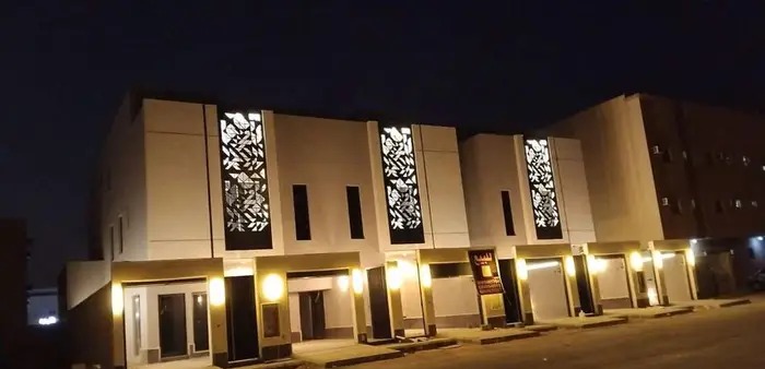 للإيجار فيلا درج داخلي في حي الجنادرية في الرياض
