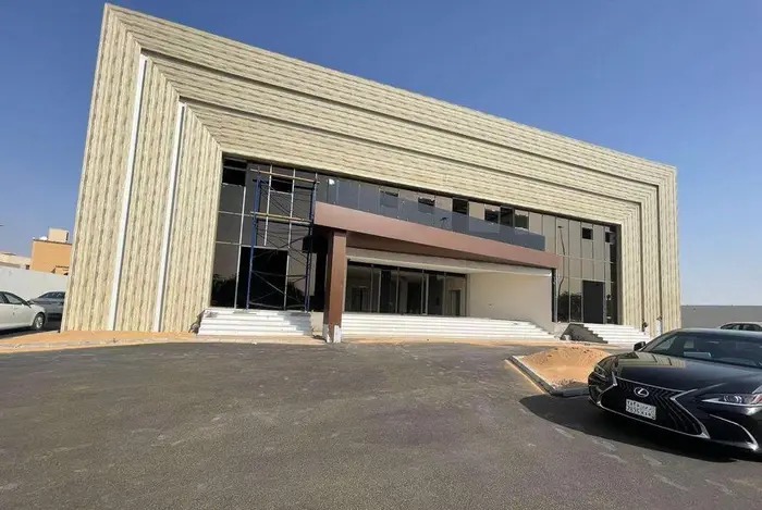 للايجار مكاتب ادارية بالدائرى الشمالى ببريدة