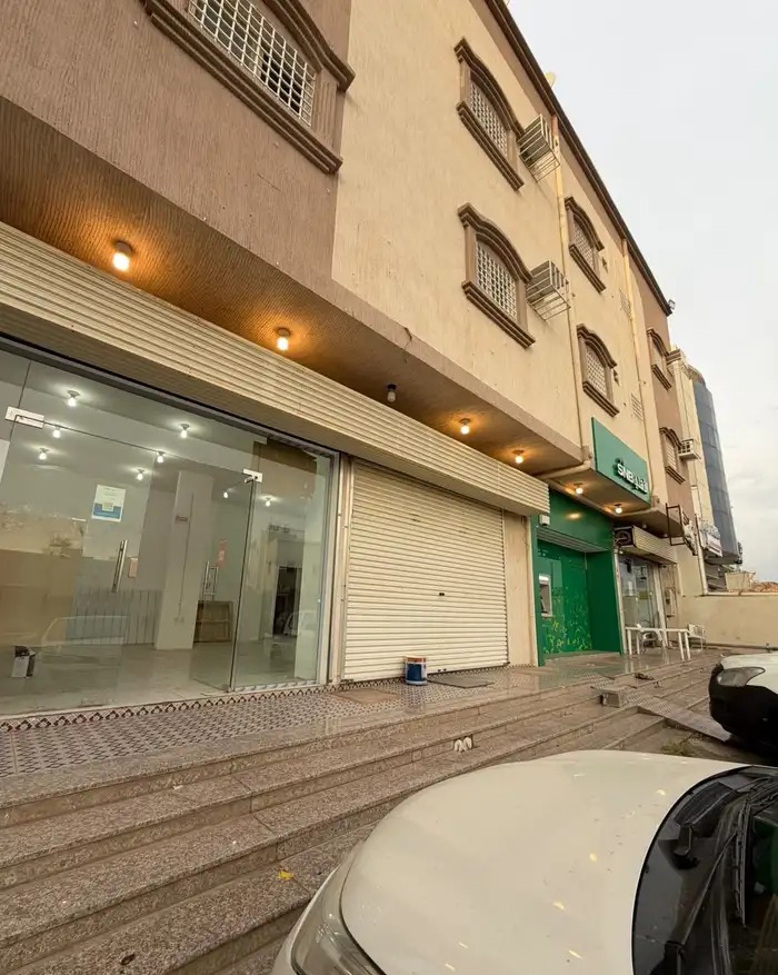 محلات للايجار حي الفجر شارع 40خميس مشيط