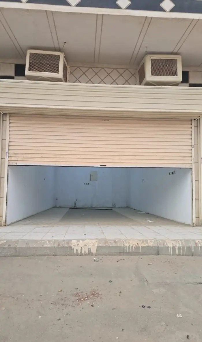 مستودع للايجار السنوي جده حي الحرازات