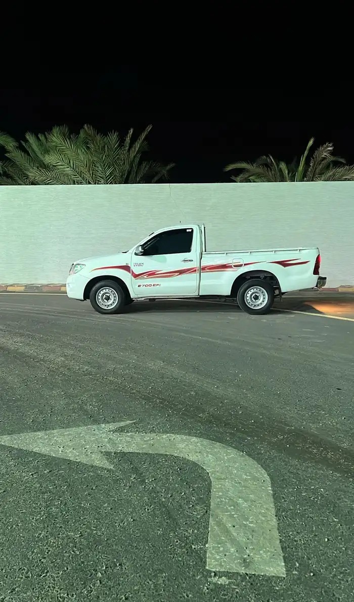 هايلكس 2011 GLX